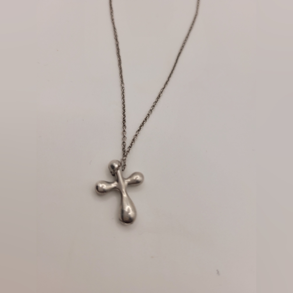Tiffany & Co. Elsa Peretti Cross Necklace - Picture 2 of 4